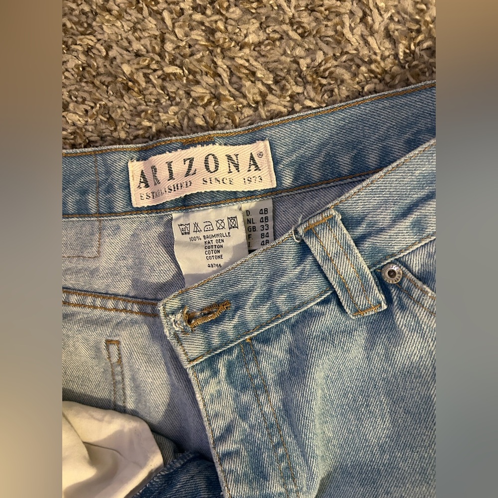 Arizona Jean Company Light Blue Denim Jeans with Carpenter Details - Picture 5 of 7